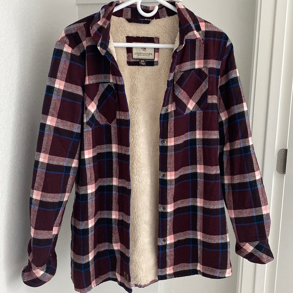 Women’s Legendary Whitetails Berber lined flannel shirt jacket. Size medium.